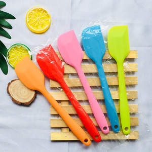 Dụng Cụ Nấu Ăn Nướng Bánh Không Dính Chịu Nhiệt Chắc Chắn Thiết Kế Một Mảnh 8.4Inch Cây Vét Bột Bánh Quy Bằng Silicon - Product Image 3