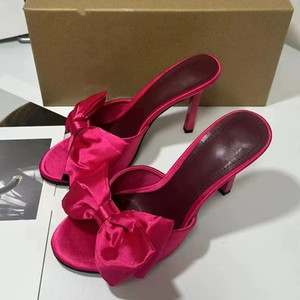 Nouveautés printemps - Sandales à talons pour femmes : talons hauts rouge rose avec grande décoration en nœud - Product Image 3