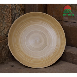 Assiettes à légumes et à salade en bambou naturel, biodégradables, légères et empilables. - Product Image 1