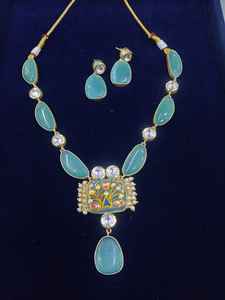 Ensemble de colliers longs en perles fabriqués en Inde, bijoux de mode personnalisés pour mariage indien, provenant d'un fabricant grossiste. - Product Image 6