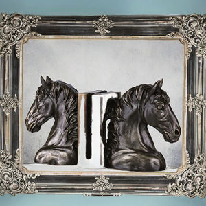 Sujetalibros de Resina Pintados a Mano con Diseño de Cabeza de Caballo, Adorno Decorativo para el Hogar, Oficina o Sala de Estar, de HOUSEDECO - Product Image 3