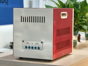 Svc-<span class=keywords><strong>2kva</strong></span> 3kva 5kva 6kva 12kva 20kva 30kva Высокоточный полностью автоматический стабилизатор напряжения переменного тока - Product Image 4