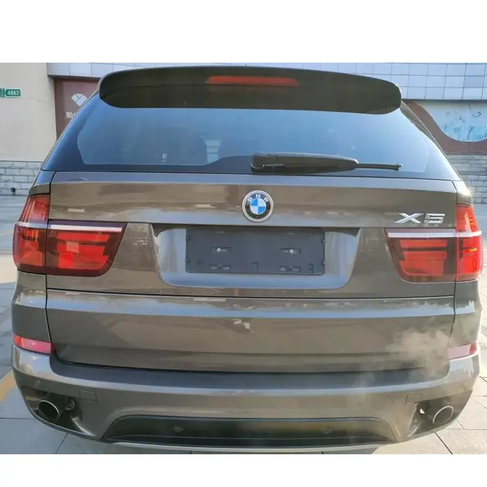 Mô Hình Chì BMW X5 2013 XDrive35i Mua Cửa Hàng Cho Xe Đã Qua Sử Dụng Tại Mỹ