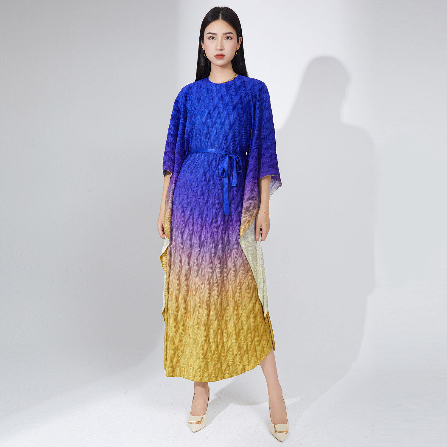 สีน้ำเงิน