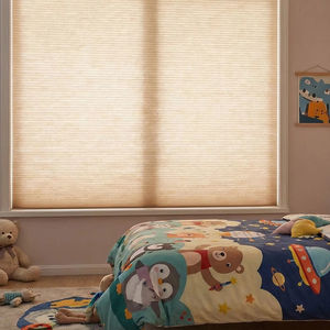 Stores alvéolaires Persilux en promotion – Stores plissés cellulaires verticaux sans cordon de qualité supérieure avec ombrage intégré - Product Image 1