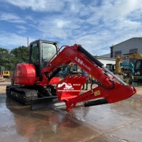 Mini-excavatrice sur chenilles d'occasion NOVUS U55 5T avec moteur et système hydraulique fiables, idéale pour les travaux de construction et de terrassement