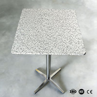 Table de salle à manger VIP carrée en surface solide personnalisée, bord arrondi, marbre, mobilier de cantine