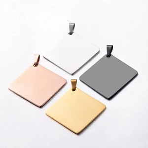Collier avec pendentif carré en acier inoxydable, 4 couleurs, style motard, bijoux pour hommes et femmes, 35 mm * 35 mm - Product Image 3