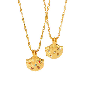 Collar con colgante temático en forma de concha, chapado en oro de 18k con incrustaciones de diamantes, joyería de regalo para mujeres. - Product Image 3