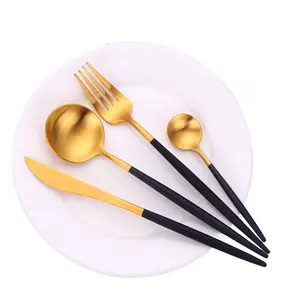 Sang Trọng Matte Vàng Và Màu Đen Xử Lý Flatware Set Thép Không Gỉ 18/10 Đám Cưới Dĩa Thìa Dao Bạc Và Đen Khách Sạn Dao Kéo - Product Image 1