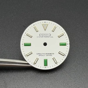 Nuevo Estilo de Reloj Modificado Sin Fecha, Bisel con Escala Romana, Esfera de 28.5mm, Compatible con Movimiento NH35 - Product Image 2