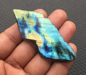 Beau spécimen Unique de Labradorite naturelle brute, pierre précieuse non traitée au feu bleu, décoration de la maison, vente en gros - Product Image 4