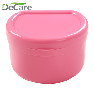 กล่องใส่ฟันปลอมแบบพกพา DeCare Dental Prosthesis Case รูปทรงครึ่งวงกลม ทำจากพลาสติก สำหรับเก็บฟันปลอมและอุปกรณ์จัดฟัน สีขาว เขียว ชมพู ม่วง ฟ้า - Product Image 3