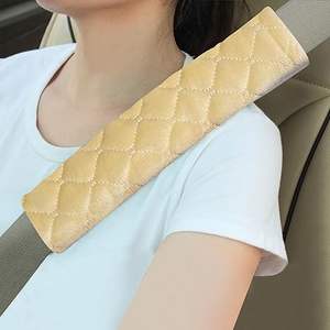 La ceinture de sécurité de voiture luxueuse couvre la vente chaude de l'usine adaptée universelle pour Tesla pour la conception colorée de Toyota - Product Image 2