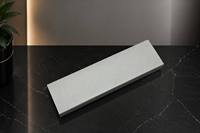 Boîte à tiroir minimaliste blanche mate avec insert en velours, emballage rigide rectangulaire long pour gloss ou stylo de soin de la peau