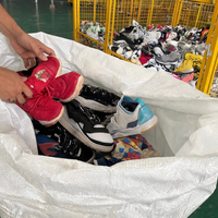 Chaussures d'occasion de marque S04-1 – Balles de chaussures de basketball de marques internationales usagées très demandées – Vente en gros de chaussures de marque pour hommes