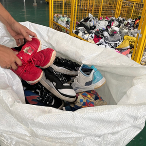 S04-1 Zapatos de segunda mano de marca en fardos, superventas, <span class=keywords><strong>zapatillas</strong></span> de baloncesto de marcas internacionales usadas, venta al por mayor de zapatos de marca para <span class=keywords><strong>hombre</strong></span> - Product Image 2