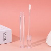 Tube de brillant à lèvres vide personnalisé avec logo, 4,5 ml, flacon transparent long pour huile à lèvres avec applicateur brosse souple, emballage cosmétique