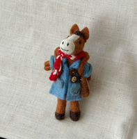 Nouveau porte-clés mignon en feutre en forme de cheval, breloque de sac, porte-clés de cheval pour différentes professions, pour l'Année du Cheval, cadeau pour elle