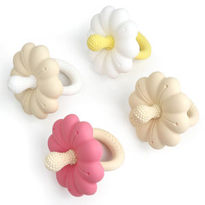 Jouets de dentition pour bébés sans BPA du fabricant Montessori, sucette pour bébé, anneau de dentition en forme de fleur, anneau de dentition en silicone pour bébé - Product Image 3