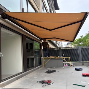 Auvent pliable rétractable contrôlé par application Cassette motorisée en alliage d'aluminium Conception Villas Balcons Jardins extérieurs Terrasses - Product Image 1