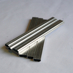 Barre d'espacement en aluminium sur mesure pour verre isolant - Product Image 1