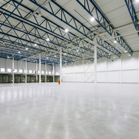 Structure d'entrepôt en acier préfabriqué, anti-corrosion, directement de l'usine, pour les conditions météorologiques extrêmes et installation facile