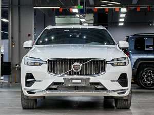 V Olvo <span class=keywords><strong>XC60</strong></span> PHEV 2024 <span class=keywords><strong>T8</strong></span> AWD Long Range Smart Edition Luxe - Product Image 1