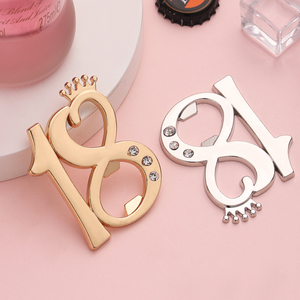 Apribottiglie in Metallo Numero Fortunato 18, Regali e Souvenir per Feste di <span class=keywords><strong>Compleanno</strong></span> e Laurea per 18 Anni - Product Image 3
