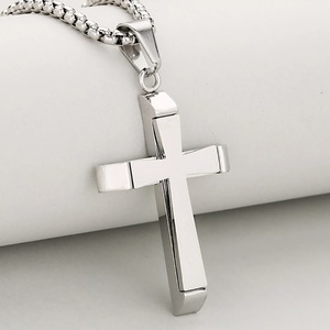 Collar con colgante de cruz de doble capa único para hombres y mujeres, de acero inoxidable, plateado, dorado, negro, amuleto de oración católica, joyería de la suerte. - Product Image 6