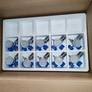 Prix d'usine TPED certifié 150BAR 2/4L petite <span class=keywords><strong>bouteille</strong></span> d'oxygène médical portable fabriquée en Chine à vendre - Product Image 5