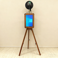 Photomaton rétro en bois abordable pour selfies et appareils photo reflex. Comprend un support d'imprimante et un écran tactile de 18,5 pouces.
