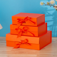 Emballage de boîte-cadeau A4 à fermeture magnétique profonde avec ruban en gros grandes boîtes de papier cadeau en carton noir rose blanc de luxe