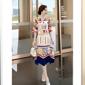 Abito Midi Elegante <span class=keywords><strong>da</strong></span> Donna con Scollo a V e Pieghe, Vestibilità Regolare, Stampa Floreale, Ecologico, Antipiega, Casual 2026 - Ingrosso Fabbrica - Product Image 1