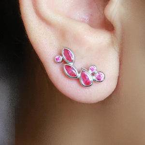 Orecchini a Perno con Fiore Geometrico per Donne, Eleganti Orecchini Pendenti Minimalisti con Zirconi, Regalo alla Moda - Product Image 5