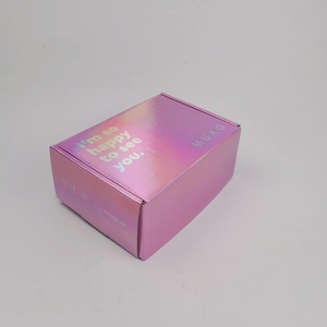 Boîte personnalisée avec logo laser rose avec <span class=keywords><strong>intérieur</strong></span> blanc en relief et emballage d'expédition laminé mat pour chaussettes de magasin de tissu - Product Image 5
