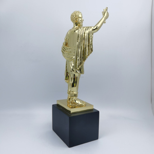 Commercio all'ingrosso della fabbrica Septimius oro lucido incisione figurina in metallo artigianato arte souvenir trofei per la coppa dell'Europa occidentale - Product Image 4