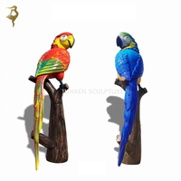 Nouveau design d'extérieur personnalisé de grande taille Statue de perroquet en résine Sculpture de perroquet en fibre de verre Vente en gros d'animaux
