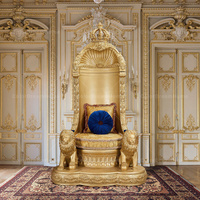 Chaise de trône en or de style rococo fabriquée à la main de grandes chaises de trône du roi lion royal à dossier haut