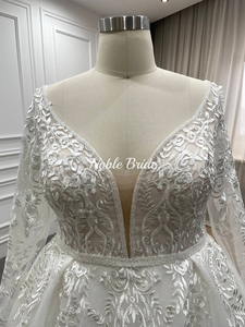 Abito da Sposa <span class=keywords><strong>Taglie</strong></span> <span class=keywords><strong>Forti</strong></span> 2025 Nuovo Modello <span class=keywords><strong>di</strong></span> Lusso con Scollo a V, Maniche Lunghe, Ricami in Tulle e Strascico per <span class=keywords><strong>Cerimonia</strong></span> Nuziale - Product Image 3