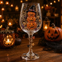 Collection de verres à vin d'Halloween : Lot de verres à pied festifs et effrayants avec motifs sorcière, fantôme et citrouille – Décoration gothique pour fête d'Halloween