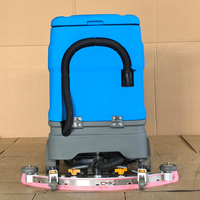 Autolaveuse industrielle S4 autoportée avec batterie lithium 24V, balai raclette en aluminium anti-corrosion pour centre logistique et entrepôt