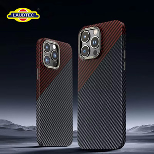 Étui de téléphone en fibre de carbone Laudtec SJK379 pour iPhone, design blindé, antichoc, noir et rouge, protection mobile - Product Image 2