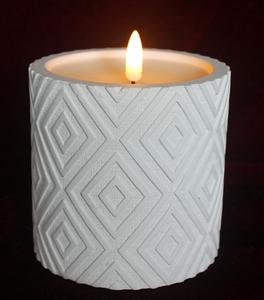 Mèche noire de mariage non parfumée <span class=keywords><strong>bougie</strong></span> LED sans flamme à <span class=keywords><strong>fausse</strong></span> <span class=keywords><strong>cire</strong></span> blanche à piles avec flamme réelle 3D - Product Image 2