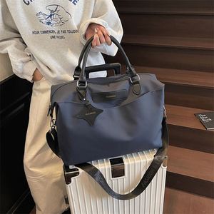 Custom Logo Unisex Luggage Bags Outdoor Sports Fitness Travel Bag Large Capacity Clothes Storage Bags - Product Image 2