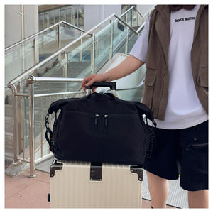 Bolso Bandolera Deportivo RUIQUWIN, Duradero, Ligero, Transpirable, de Poliéster, Expandible de 20-35L, Gran Capacidad, con Cierre, Portátil - Product Image 3