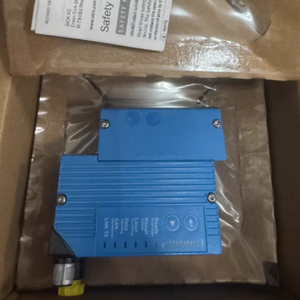 y Sensor de Código de Barras Industrial SICK CLV631-6120 1041987 - Product Image 3