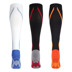 Factory Custom Kid Adult Cotton Anti Slip Sport <b>Trampoline</b> Socks Sport Grip Socks High Quality Wholesale - Product Image 2