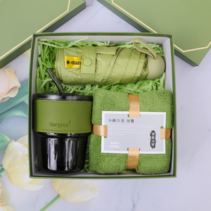 Coffret Cadeau Vert Personnalisé avec Logo d'Entreprise, Composition Libre pour Anniversaire - Product Image 4