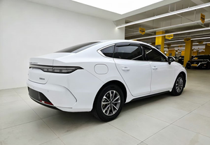 BYD Destroyer 05 DM-i <span class=keywords><strong>รถยนต์</strong></span><span class=keywords><strong>ไฮ</strong></span><span class=keywords><strong>บ</strong></span><span class=keywords><strong>ริ</strong></span><span class=keywords><strong>ด</strong></span><span class=keywords><strong>ไฟฟ้า</strong></span>แบ<span class=keywords><strong>บ</strong></span>ซี<span class=keywords><strong>ด</strong></span>าน ประหยั<span class=keywords><strong>ด</strong></span>พลังงาน  ประหยั<span class=keywords><strong>ด</strong></span>น้ำมันสูง ระยะทางวิ่ง 55 กม. (WLTC) ความเร็วสูง - Product Image 4